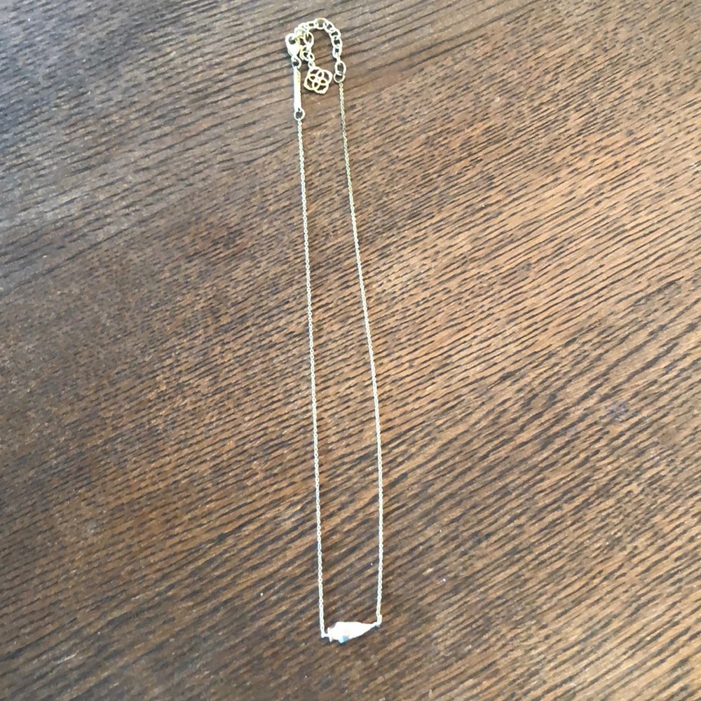 Kendra Scott necklace